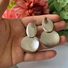 BRINCO CIRCULOS TEXTURIZADOS PENDURICALHO ORGANICO