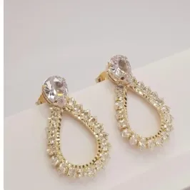 BRINCO GOTA CIRCULO CRAVEJADO RODIO BRANCO