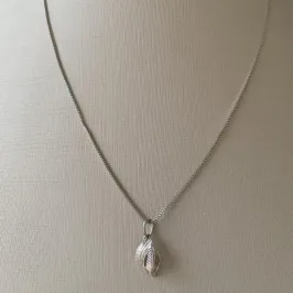 COLAR PENAS DUPLAS RÓDIO BRANCO