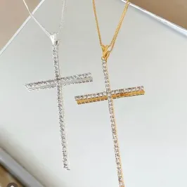 PINGENTE CRUZ CRAVEJADA OURO