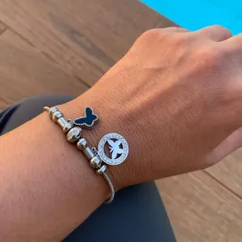 PULSEIRA RABO DE RATO COM PINGENTE BORBOLETA PRETA