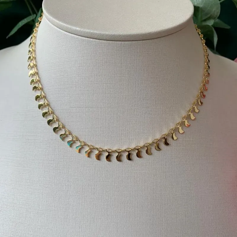 CHOKER CORRENTINHA COM  LUAS BANHADA EM OURO 18K