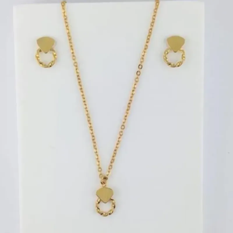 CONJUNTO TRIANGULO E CIRCULO