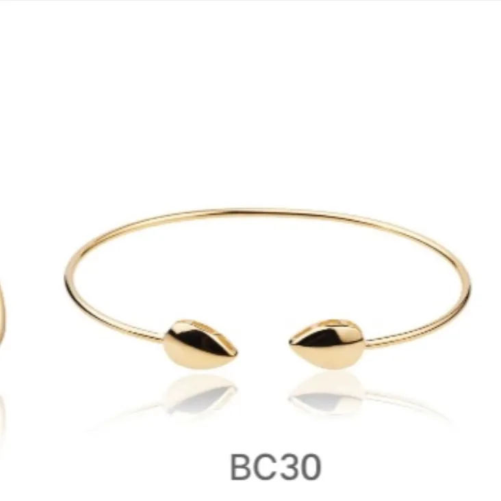BRACELETE GOTINHA