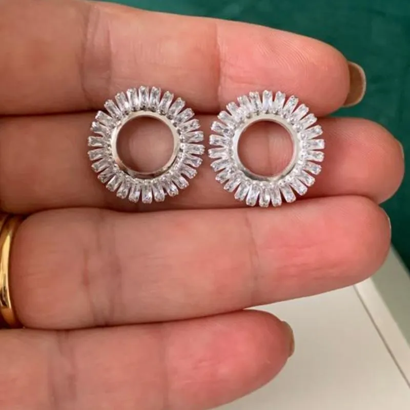 BRINCO CIRCULO COM ZIRCONIA RÓDIO BRANCO