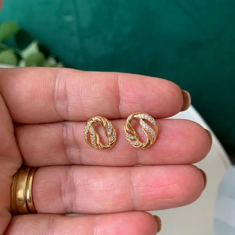 BRINCO ENTRELACADO ORGANICO CRAVEJADO COM ZIRCONIA