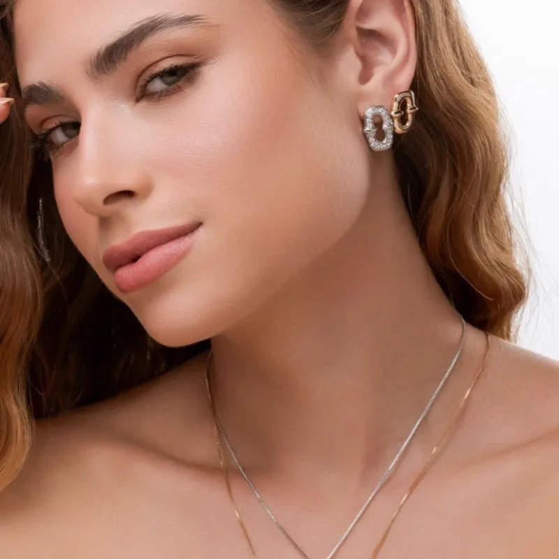 BRINCO ORGANICO FERRADURAS BANHADO OURO 18K