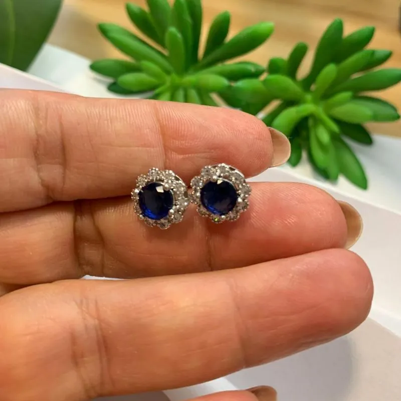 BRINCO PEDRA AZUL COM CRAVEJADOS