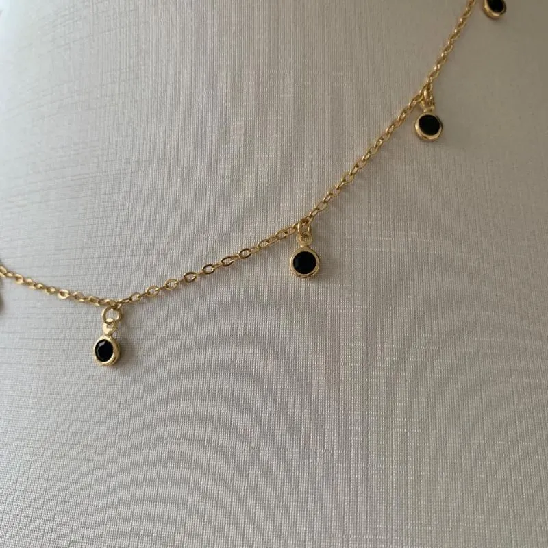 COLAR ALVA PEDRAS PRETAS BANHO OURO 18K