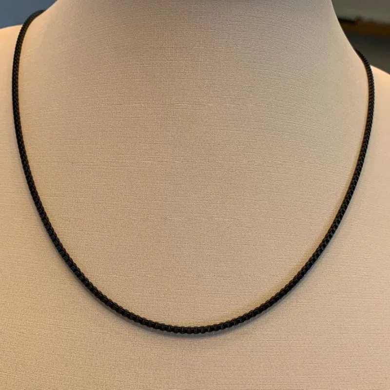 COLAR PRETO MASCULINO