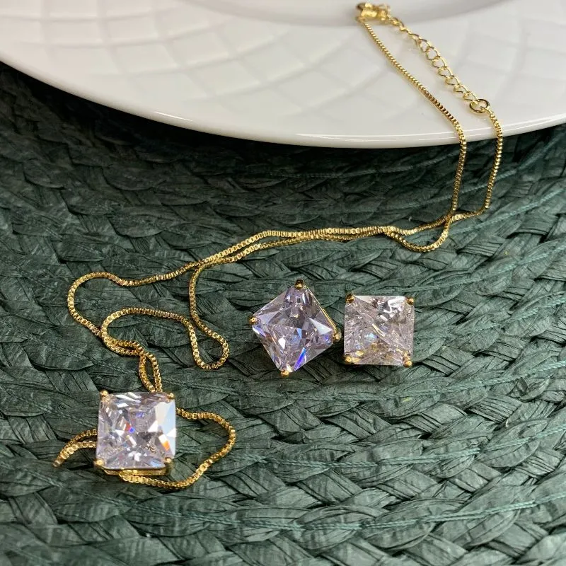 CONJUNTO PEDRADRIA QUADRADO