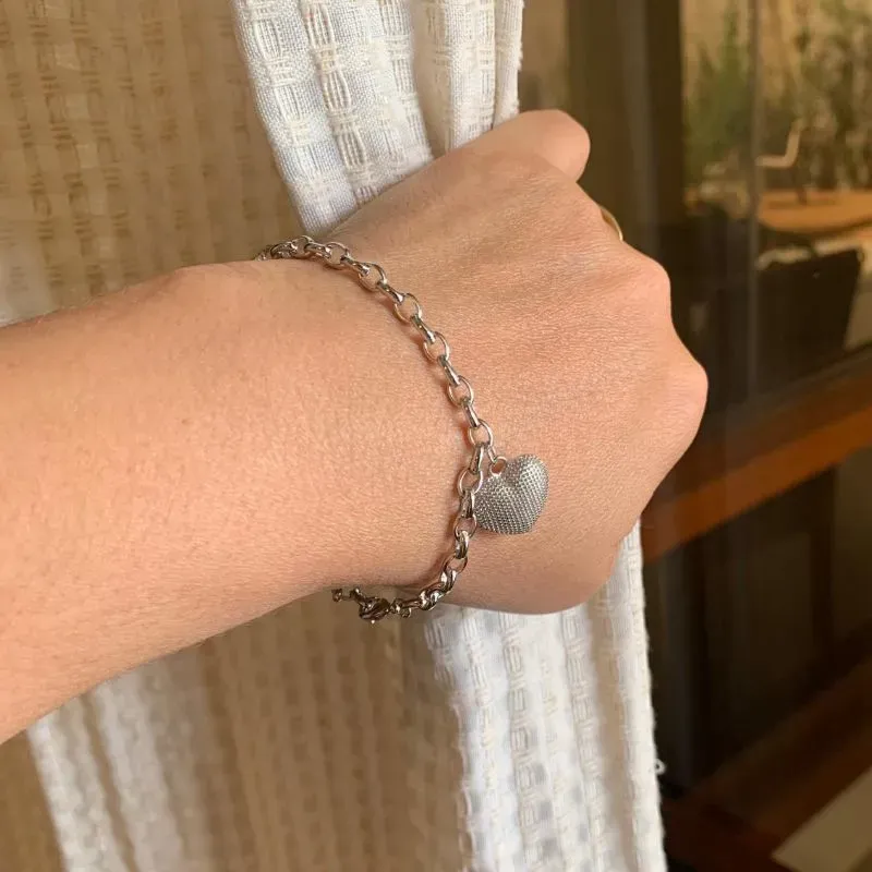 PULSEIRA CORRENTE CORACAO TEXTURIZADO RODIO BRANCO