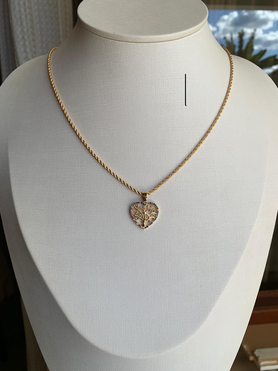 PINGENTE  CORACAO CRAVEJADO COLORIDO BANHON OURO 18 K